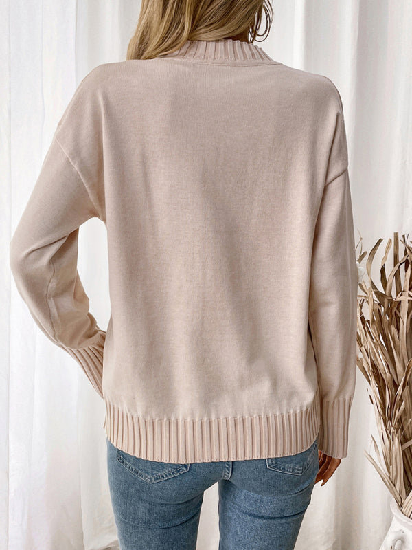 Knitted crew neck sweater with floral details