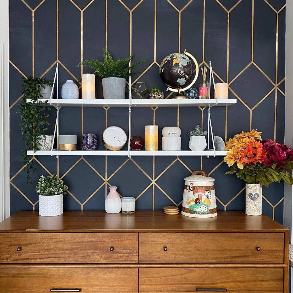 Glamorous navy-blue and gold Art Deco style Gatsby wallpaper