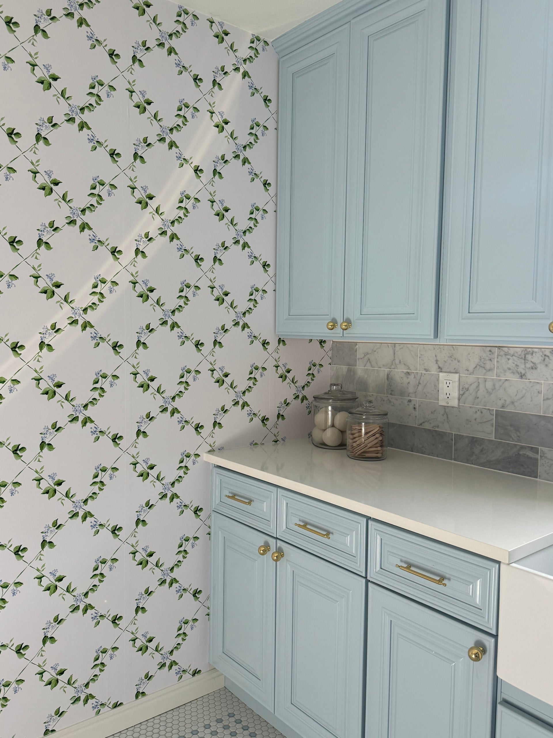 Edna Geometric Removable Wallpaper in White, Green and Light-Blue