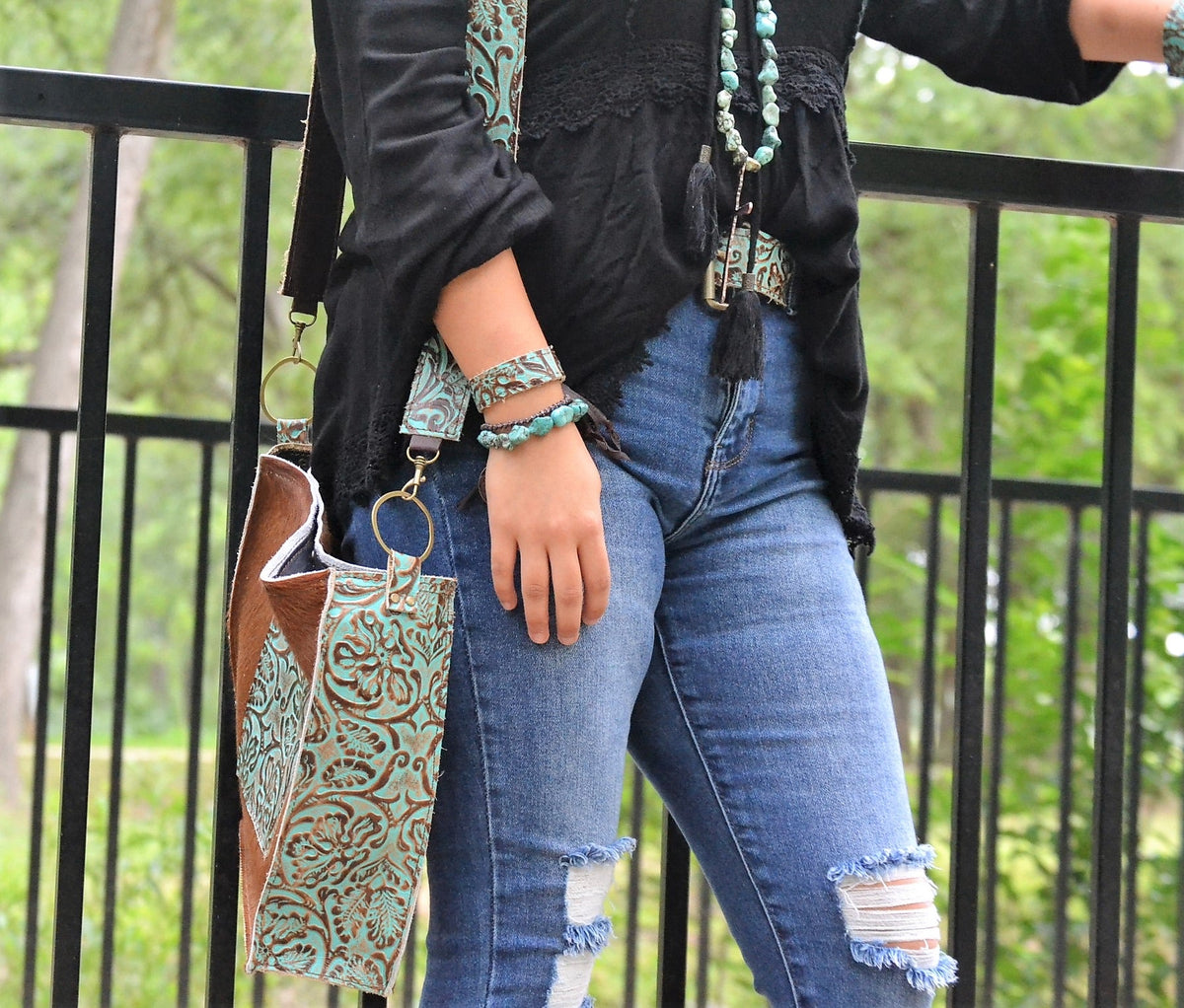 Women's Narrow Leather Cuff Bracelet Turquoise