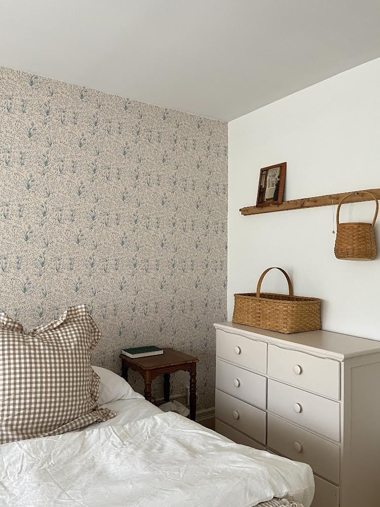 Austen Floral Cottagecore Wallpaper - White & Blue