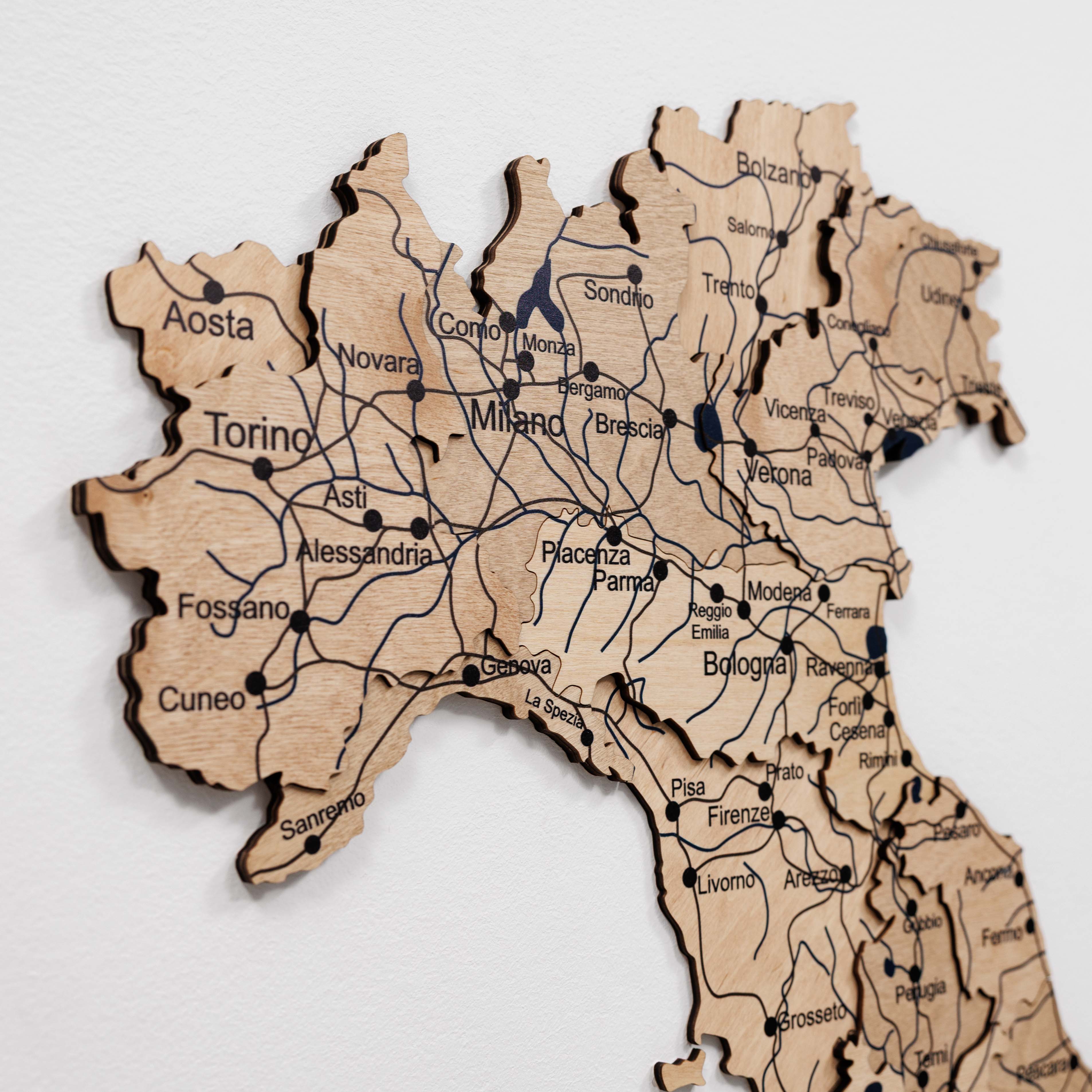 Gold Wooden Map of Italy Wall Decor - Modern Home Art