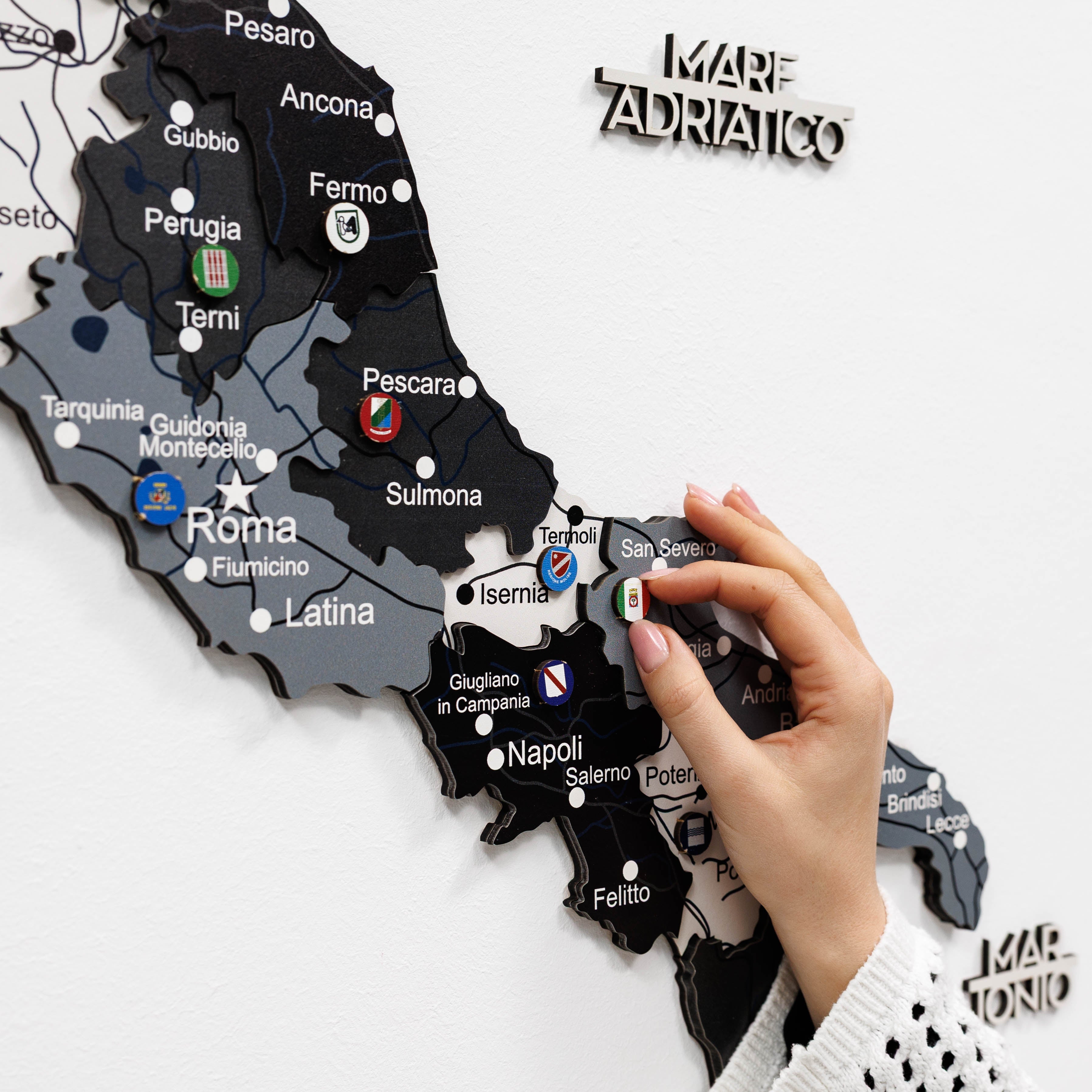 Wooden Map of Italy Wall Art – Minimalist Nordik Decor