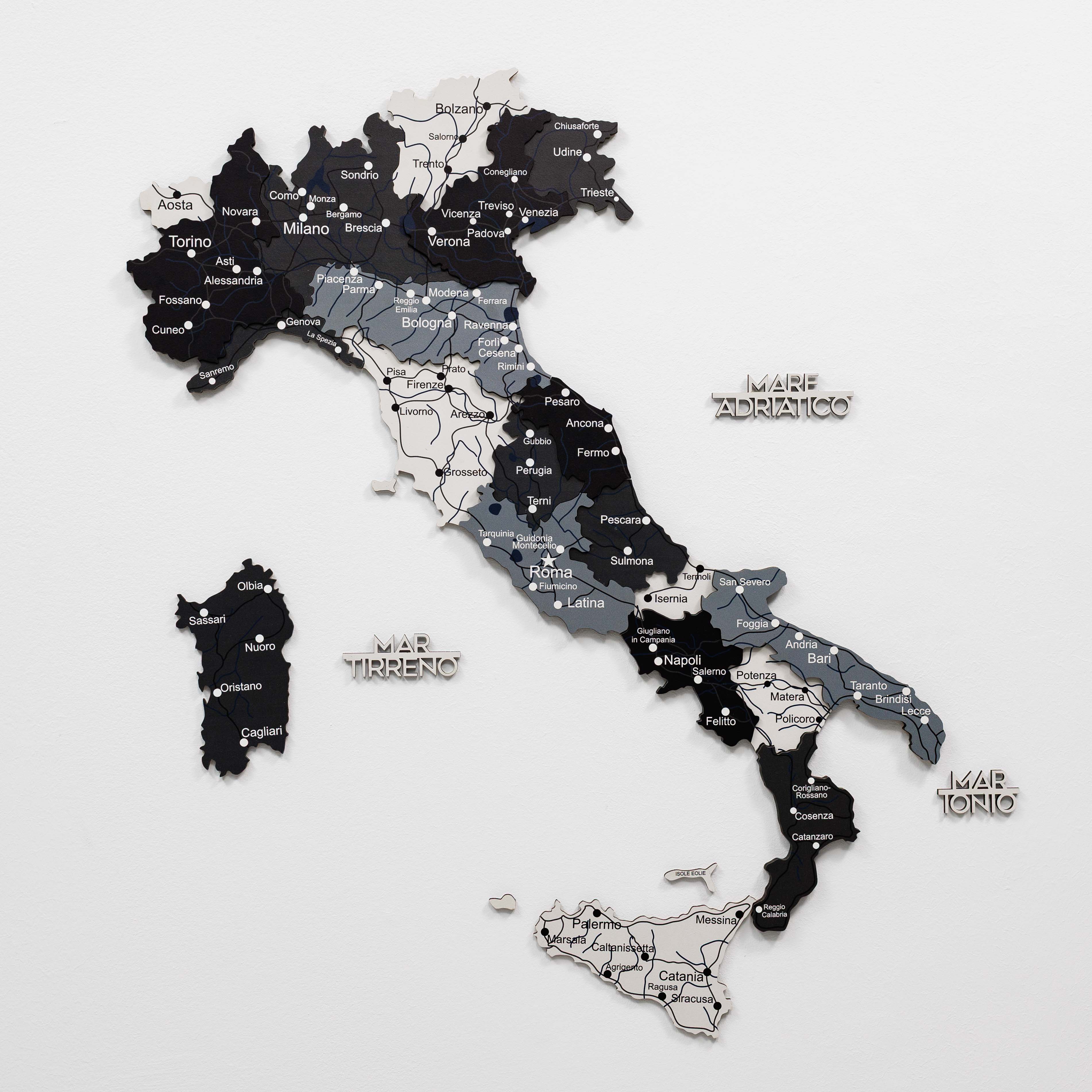 Wooden Map of Italy Wall Art – Minimalist Nordik Decor