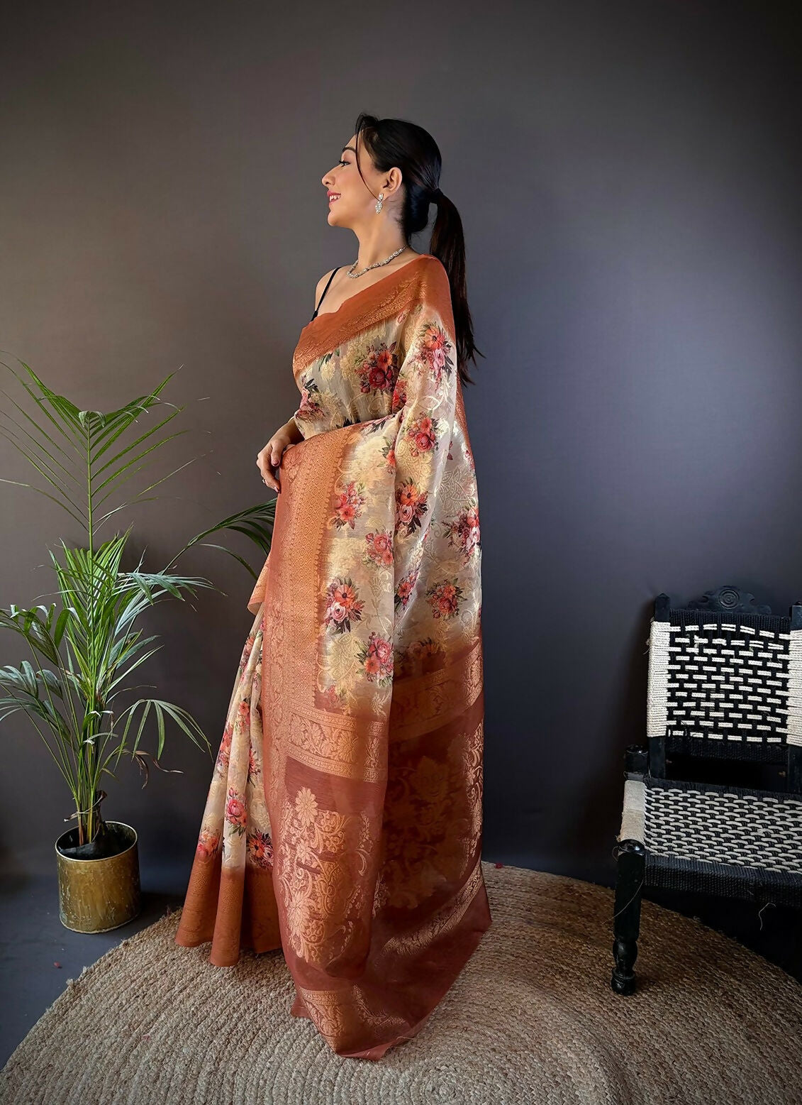Joban Fashion Brown Floral Motifs Banarasi Silk Sarees
