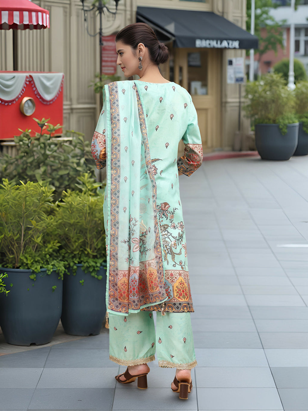 Sky Blue Digital Print Linen Kurta Set with Foil Detail