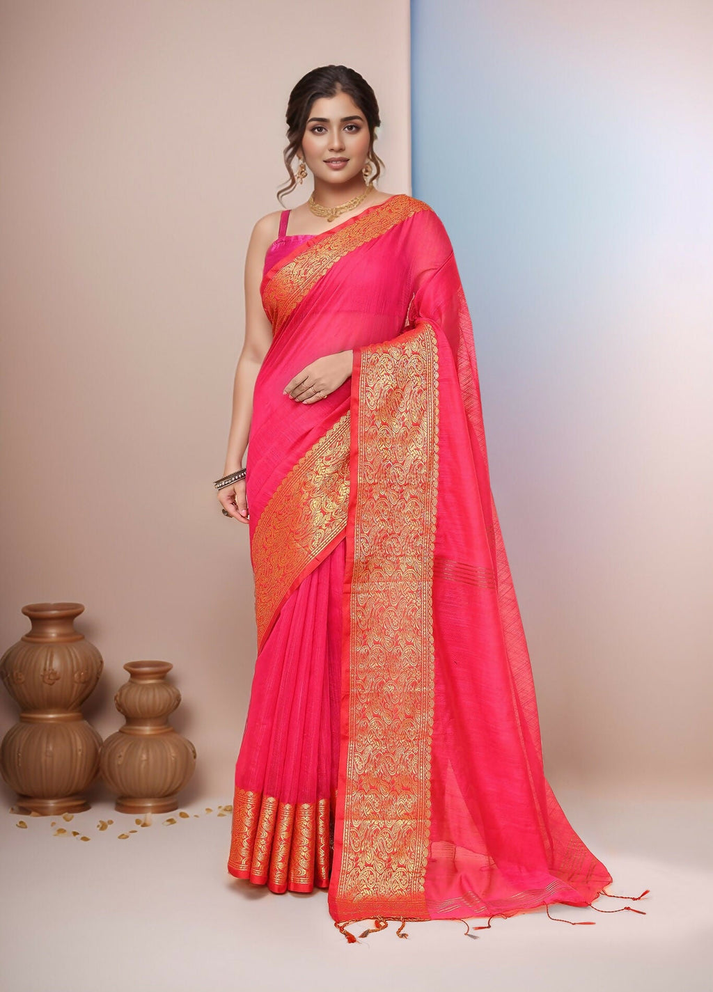 A beautiful pink cotton blend handloom saree for women