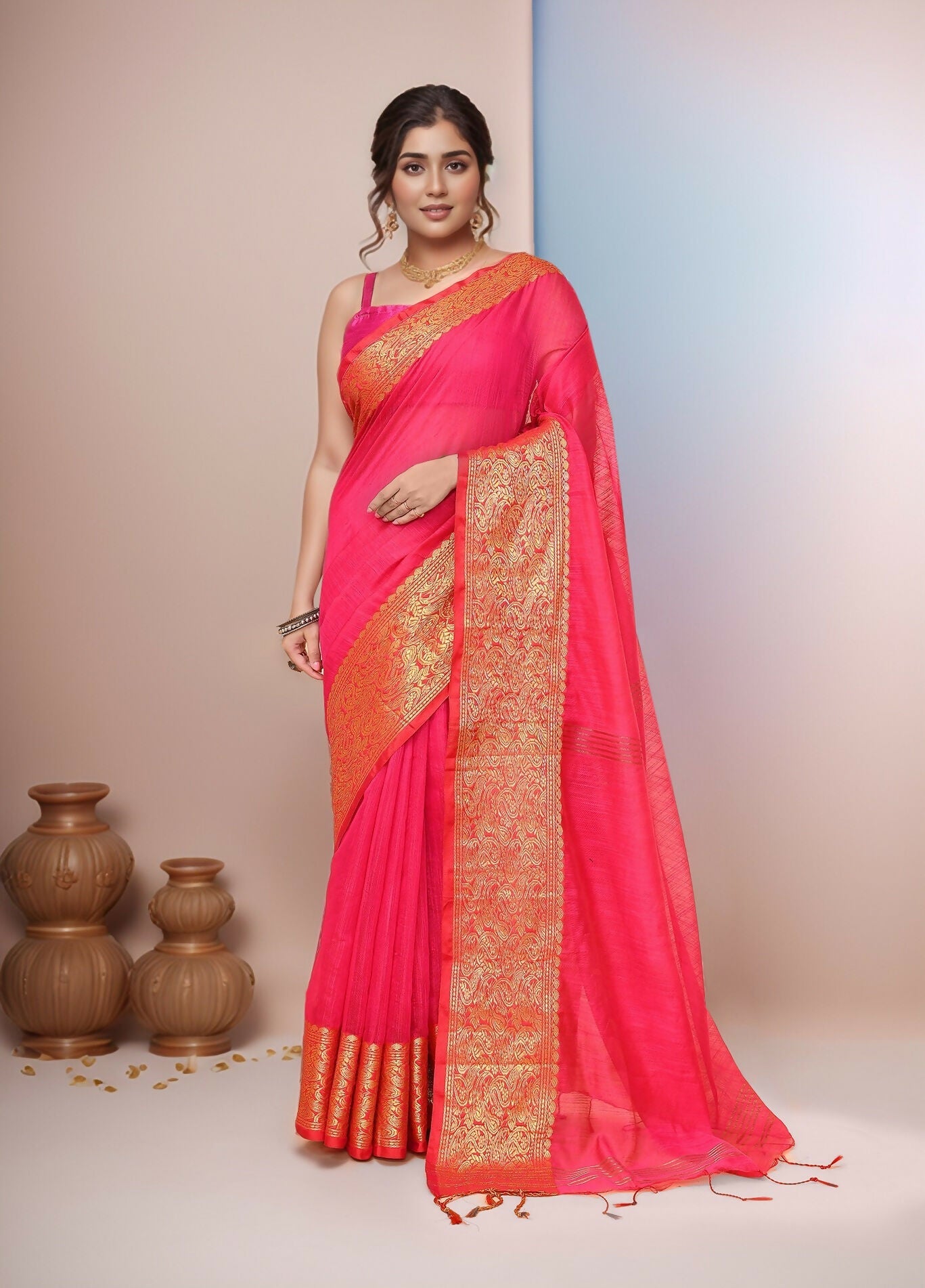 A beautiful pink cotton blend handloom saree for women