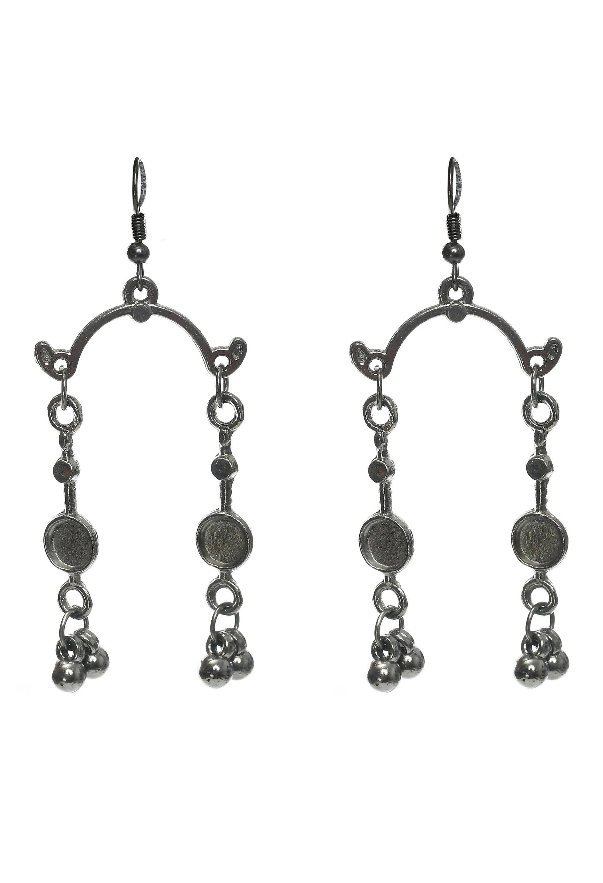 Edgy Black-Plated Brass Statement Choker Necklace