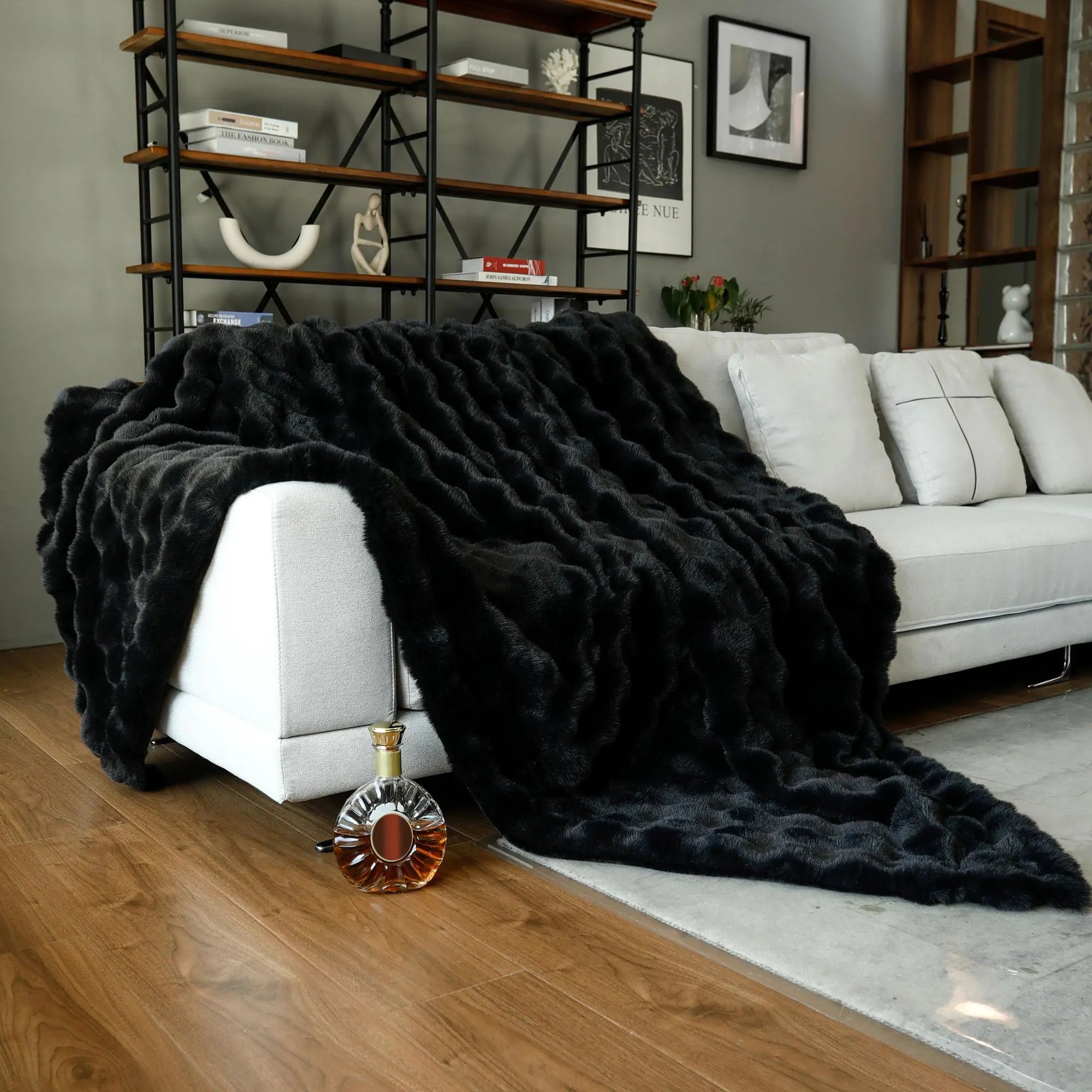 Moenchy Faux Fur Black Throw Blacket for Couch - Super Soft Heavy Flufyy Thick Bubble Throw Blankets for Bed Bedroom Living Room Farmhouse Sofa Chair Fall Winter Warm 50x60 Inch