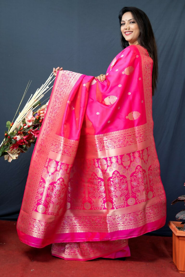 Women's Pink Paithani Silk Zari Woven Saree with Matching Blouse