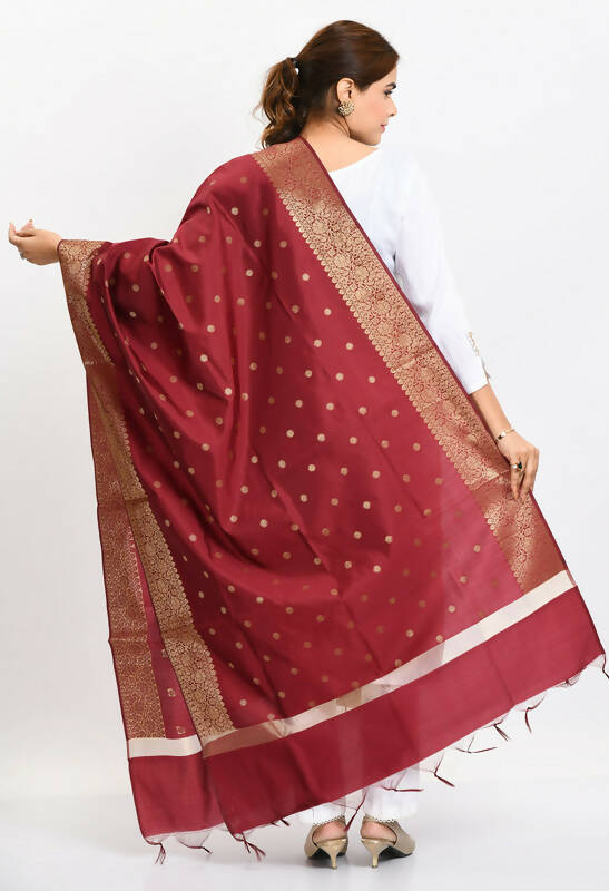 Women's Maroon Banarsi Silk Dupatta with Gold Woven Design