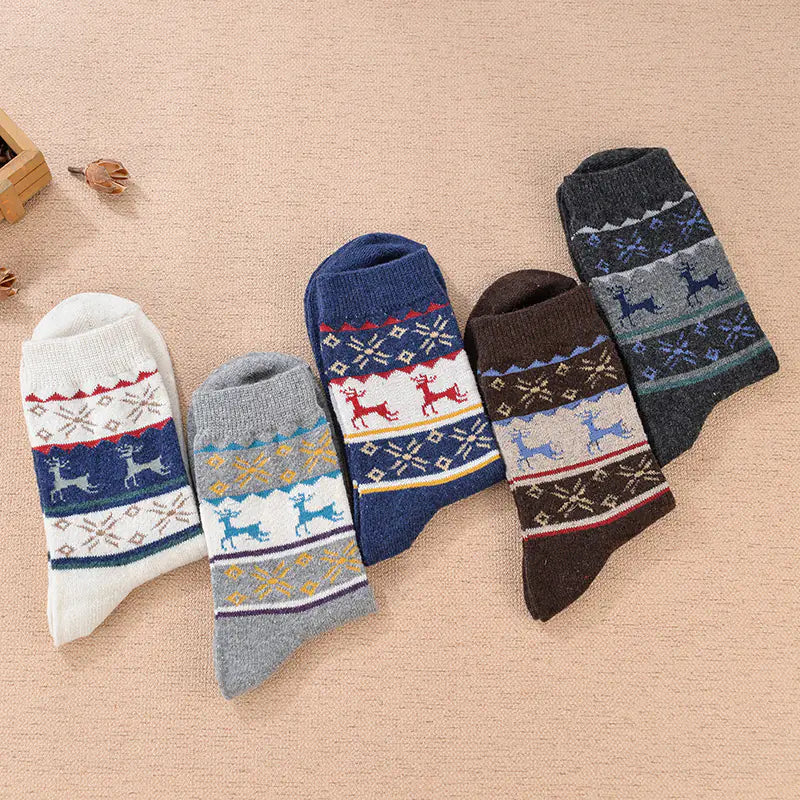 Women's Thick Wool Blend Winter Socks with Heart and Diamond Prints - Image 4