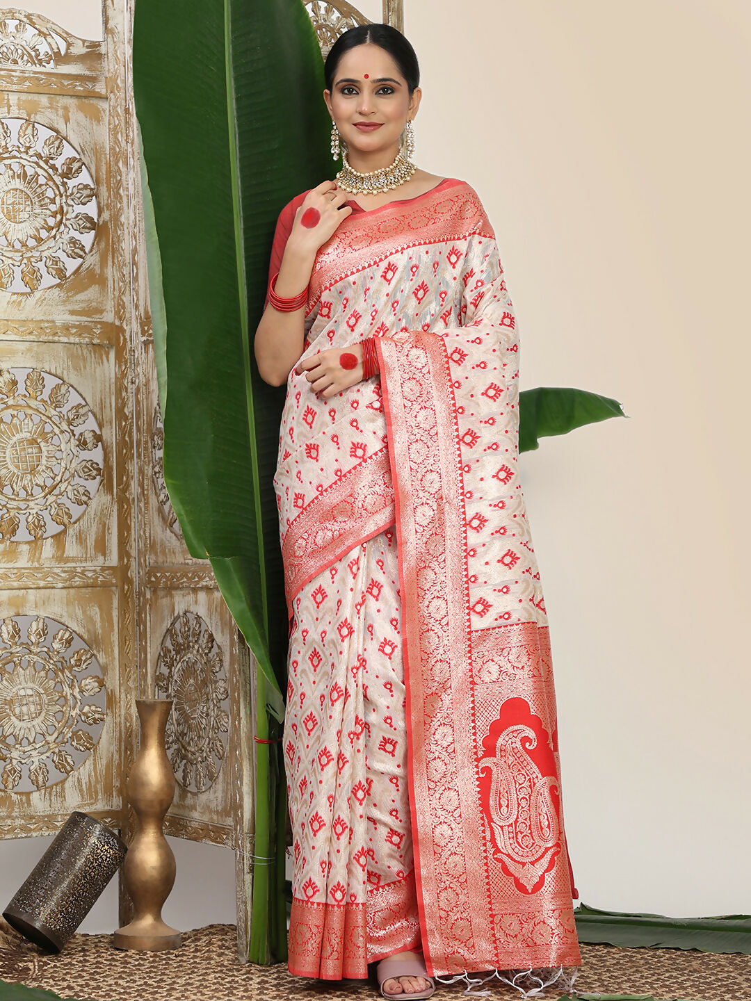 Shree Shyam Fashion Linen Cotton Red & White Saree