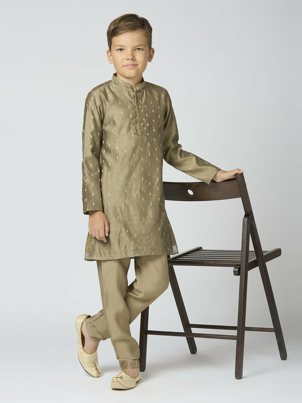 Boys grey traditional Chanderi kurta and pyjama set with intricate Butta work