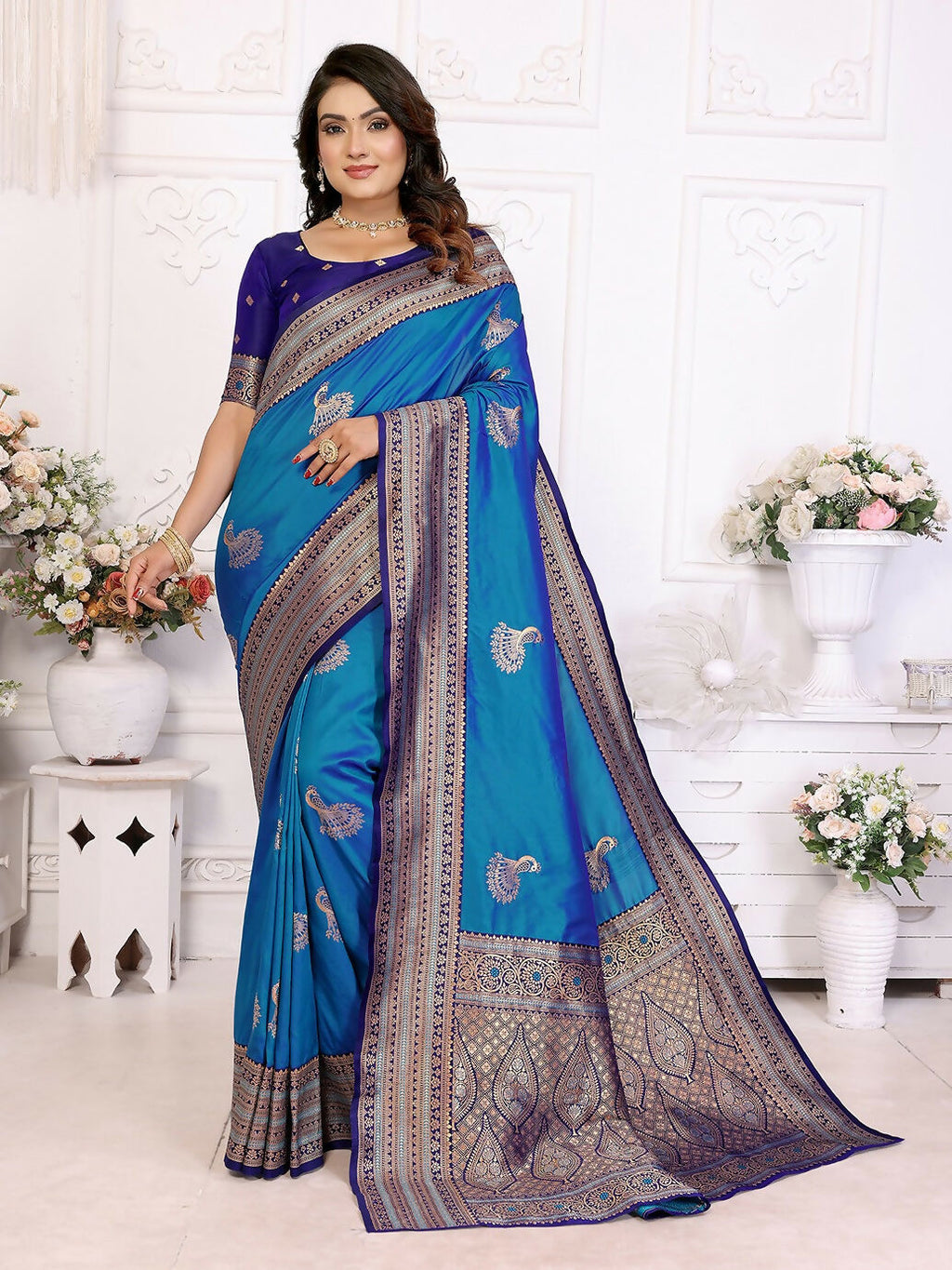 Royal Blue Banarasi small butti motif saree in soft silk fabric