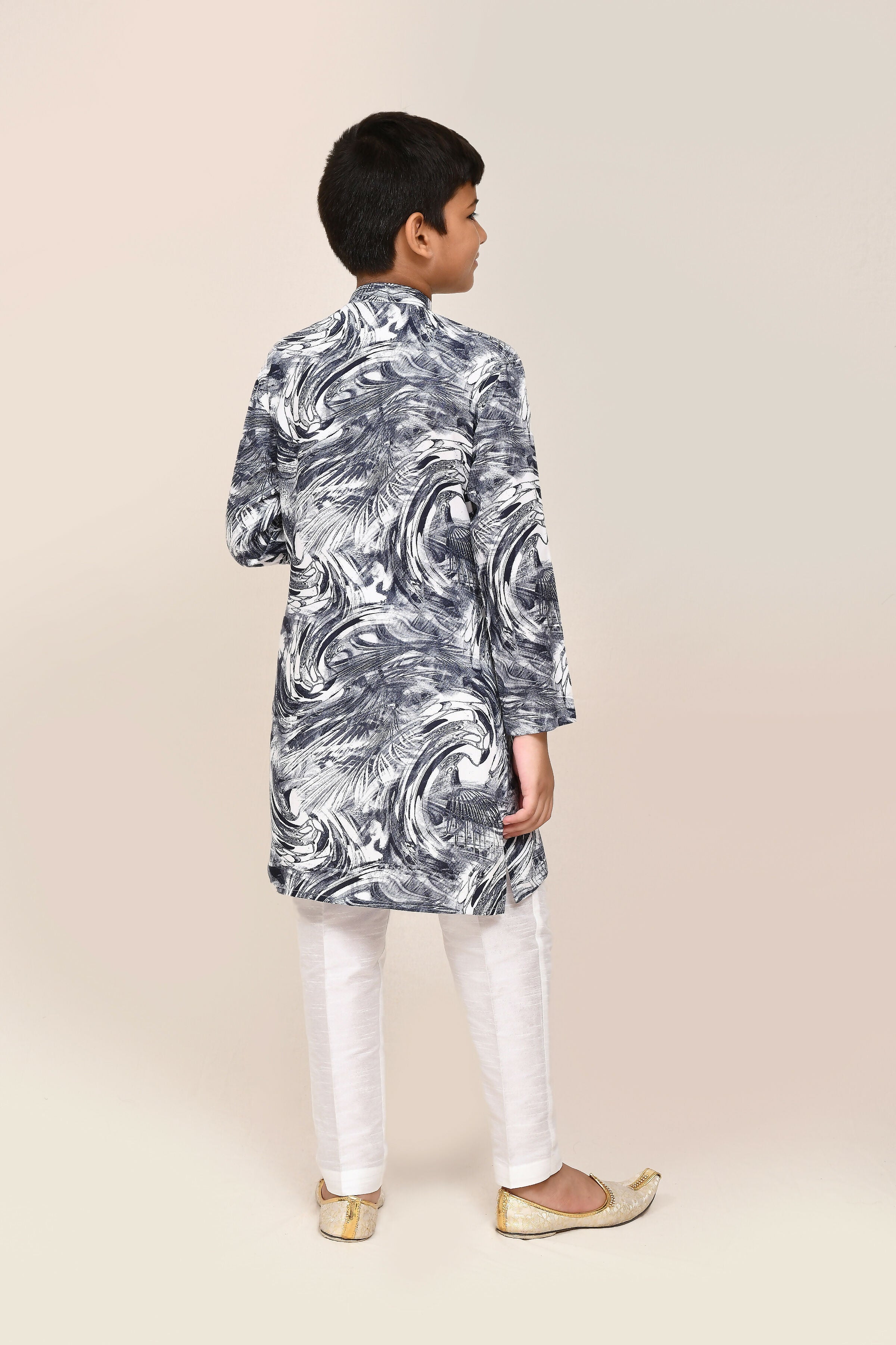 Digital Print Grey Kurta Set with Straight Fit Pants