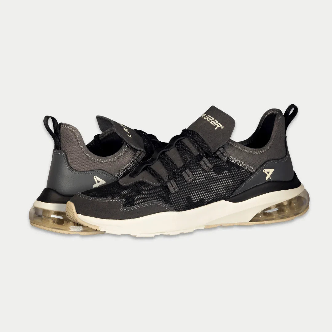 Runyon Lowtop Sneakers for Men in Black and Gray Mesh