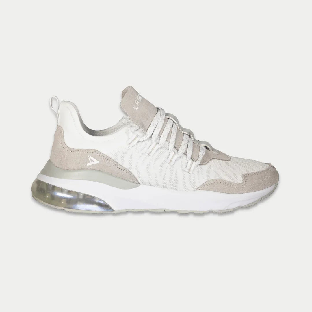 LA Gear Runyon lowtop sneakers in a White and Gray colorway with mesh detailing and suede tongue.