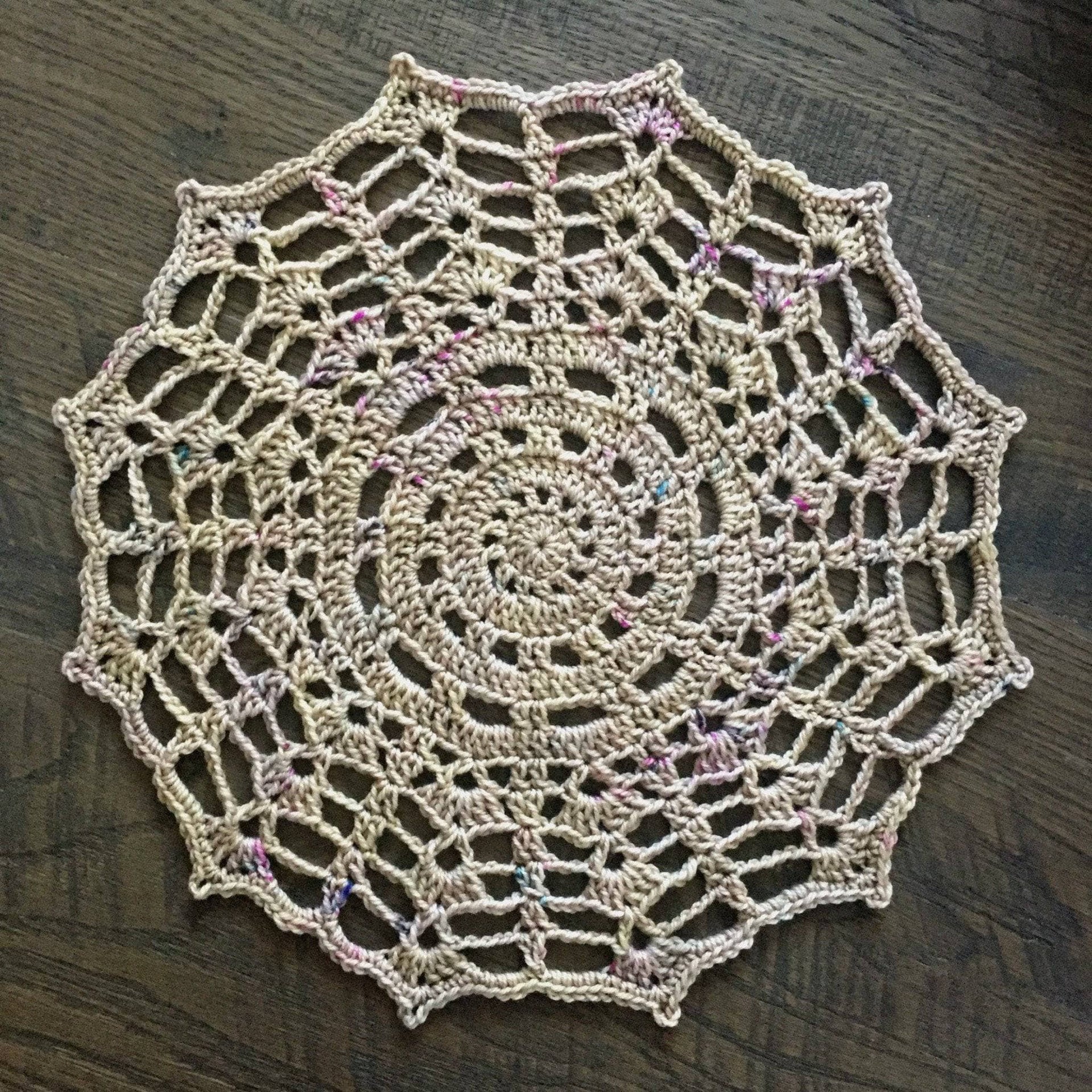 La Toile Doily Crochet Kit: Bohemian Vintage Tabletop Decor