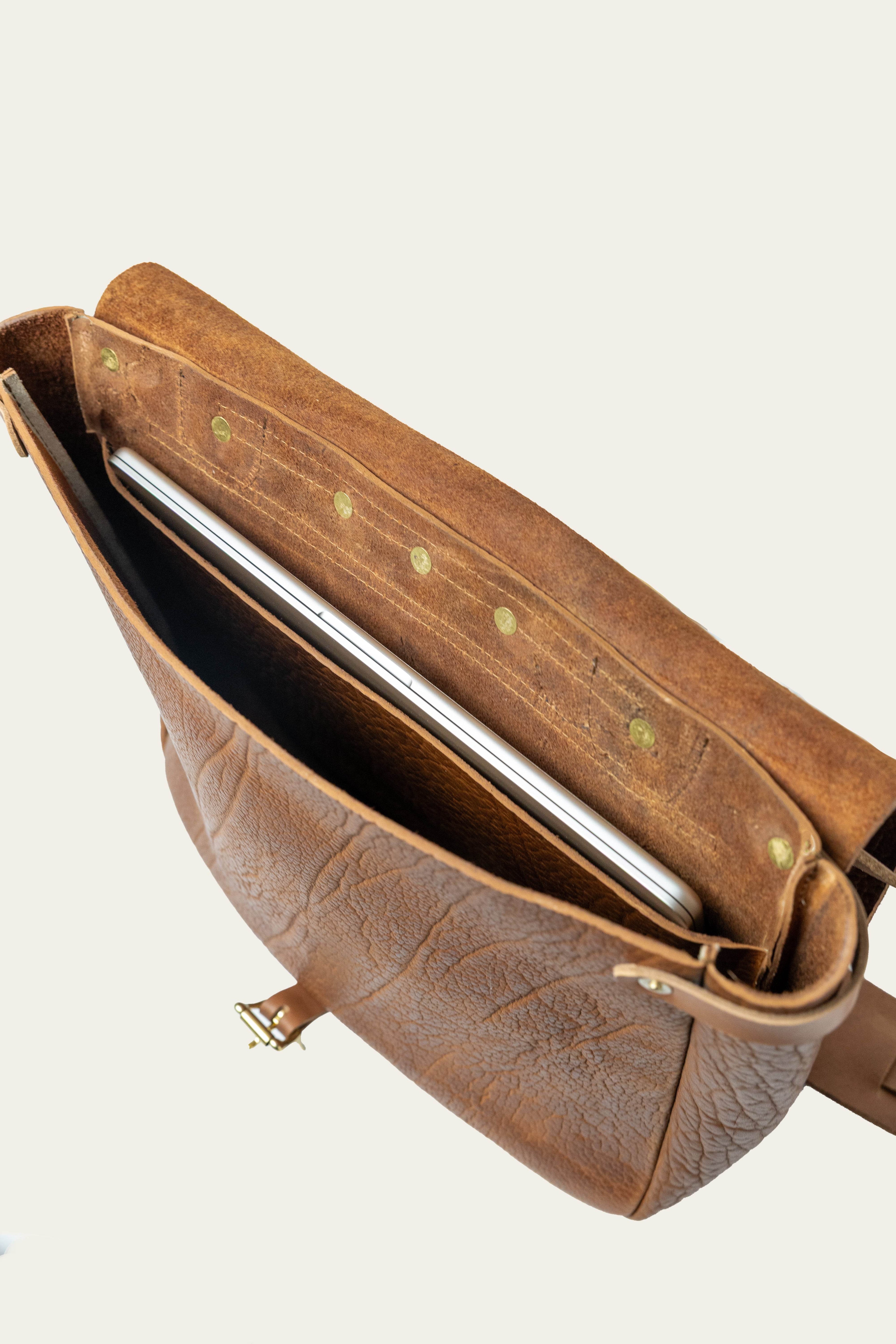 Tough Bullhide Messenger Bag Tan Brown