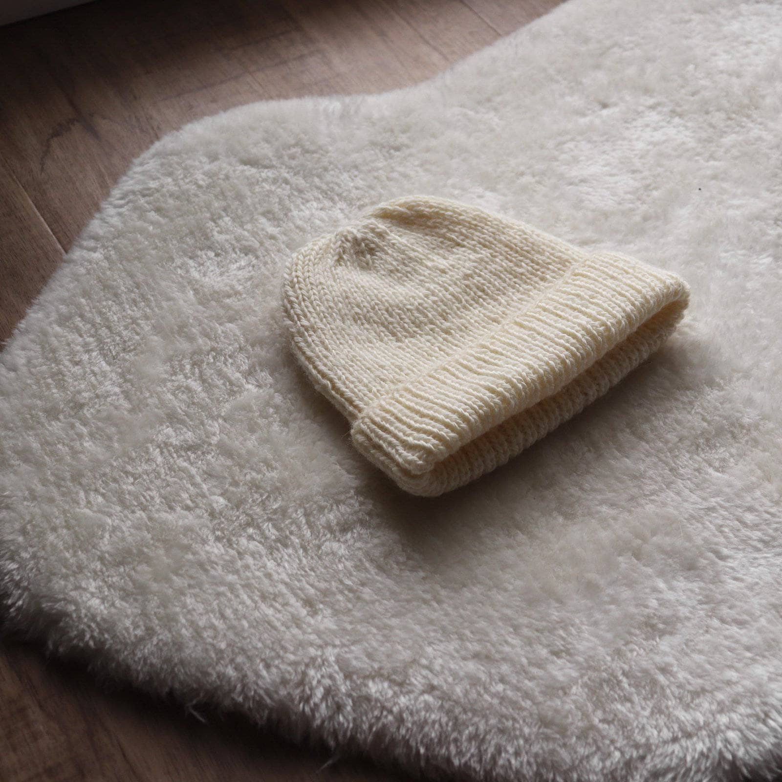 Laredo Ribbed Knit Hat - Minimalist Unisex Cream Winter Beanie