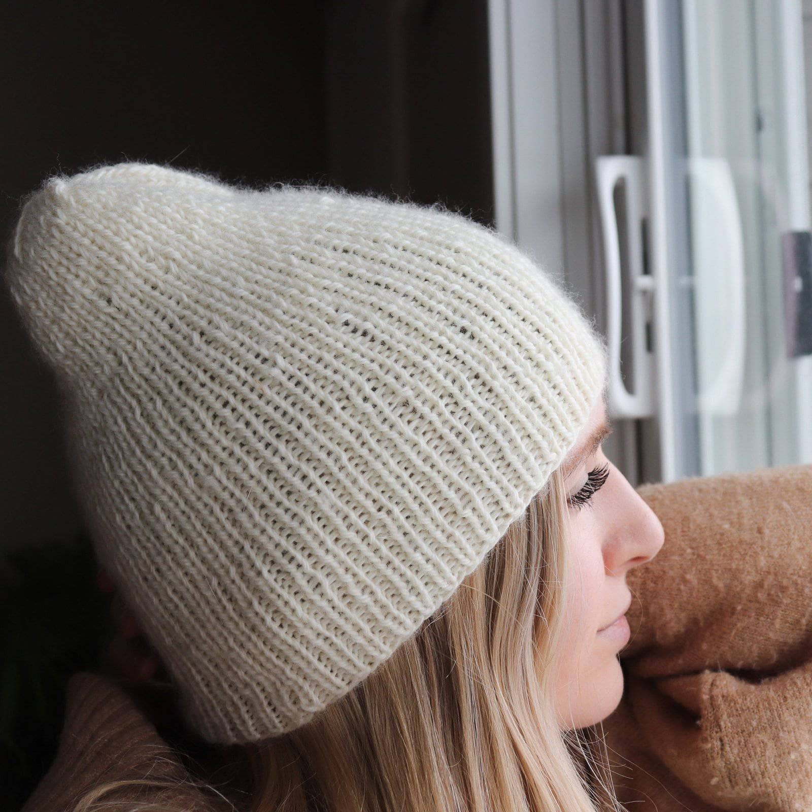 Laredo Ribbed Knit Hat - Minimalist Unisex Cream Winter Beanie