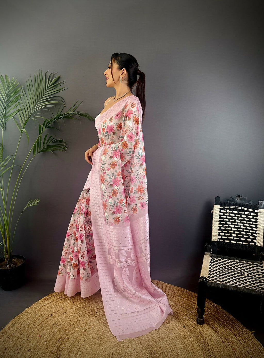 Pastel Pink Floral Motifs Banarasi Silk Blend Saree