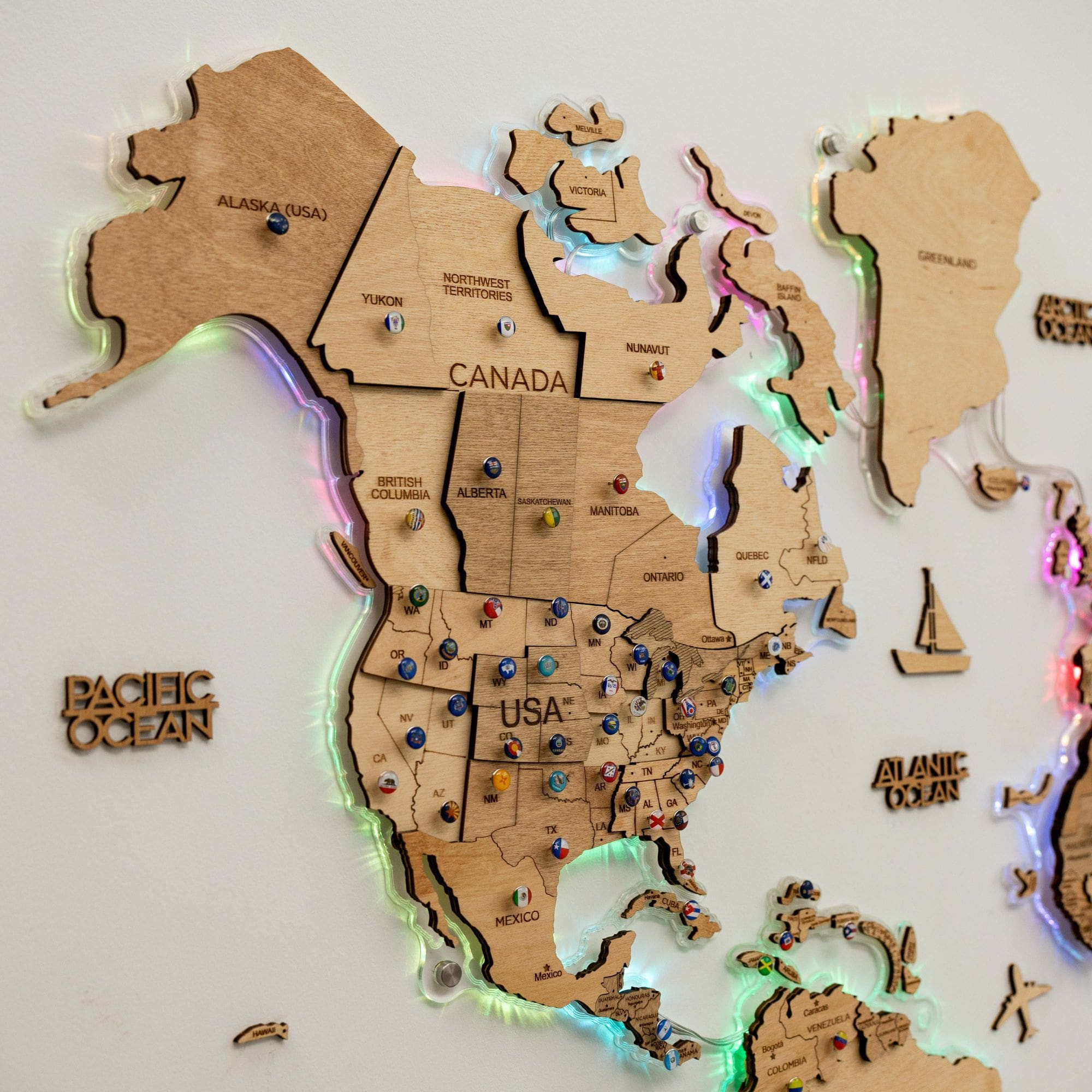 3D LED Wooden World Map 2.0 Gold – Smart Wall Decor & Art