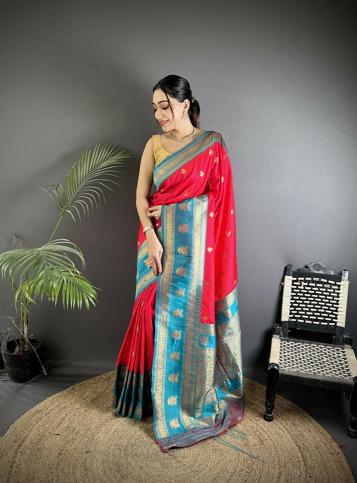 Joban Fashion Hot Pink Banarasi Soft Silk Woven Butti Saree