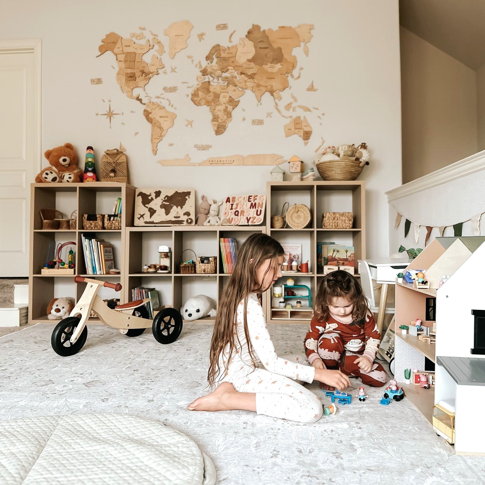 Wooden World Map Wall Art for Bedroom - Eco-Conscious Decor