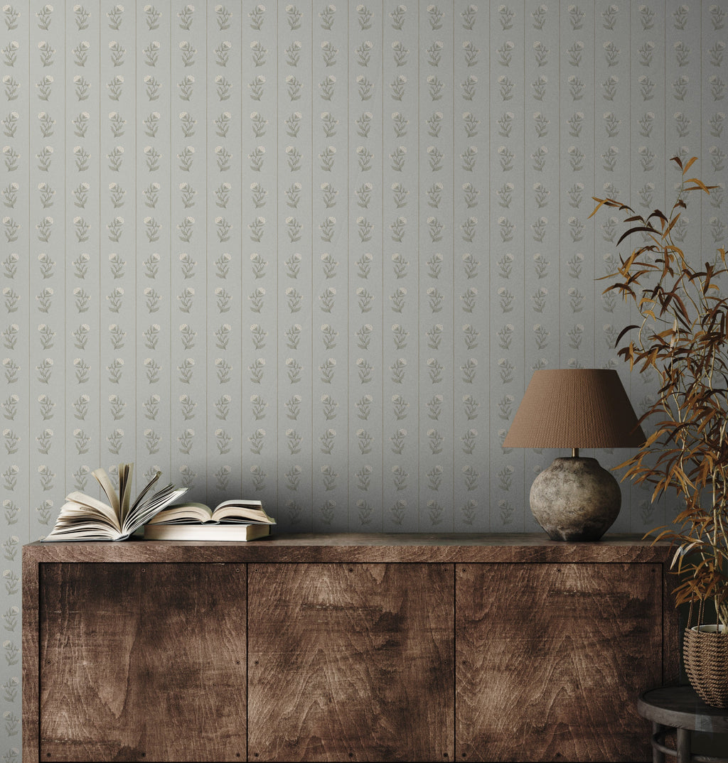 Minnie Patterned Peel and Stick Removable Wallpaper
