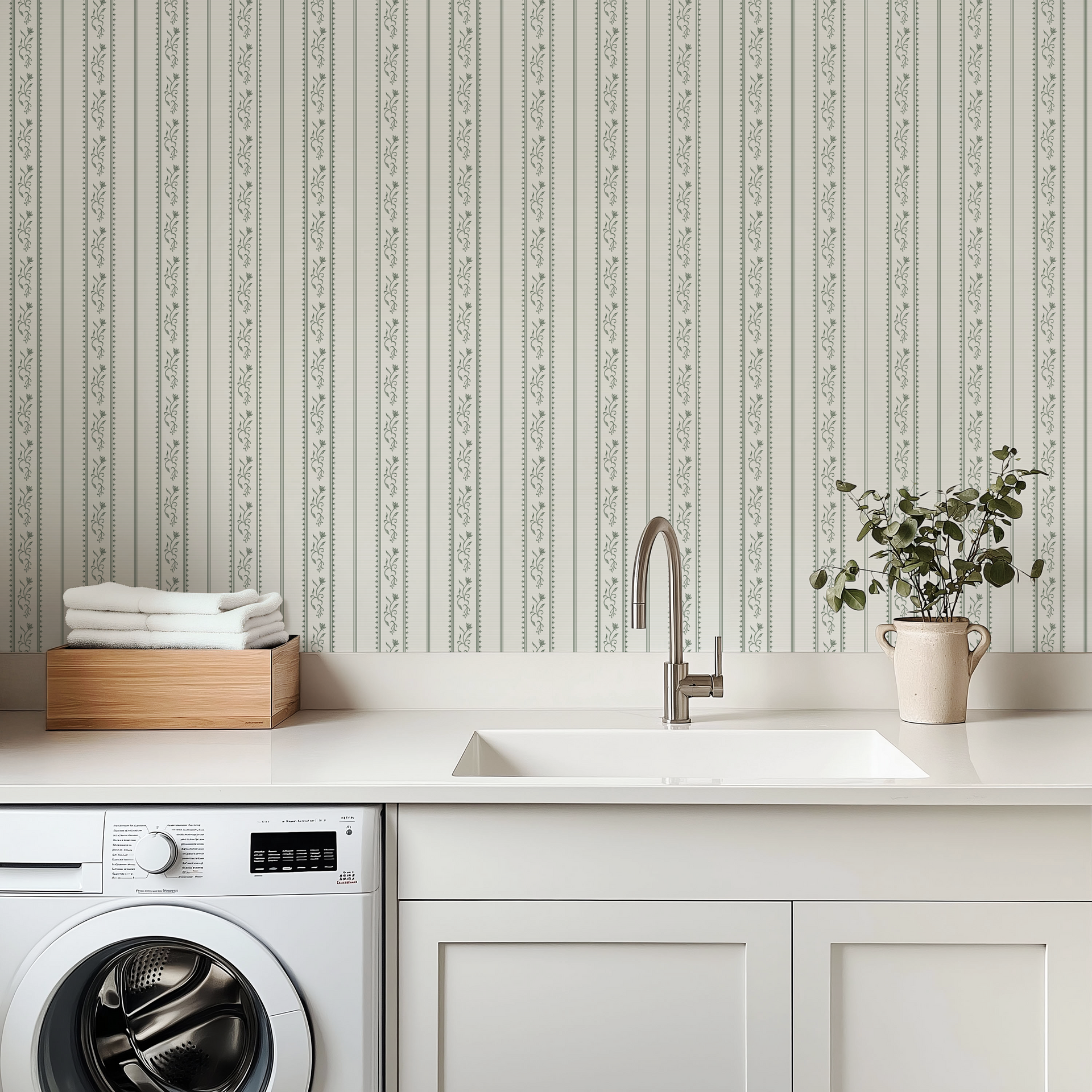 Shayne Floral Wallpaper in Grey and White - Traditional Style