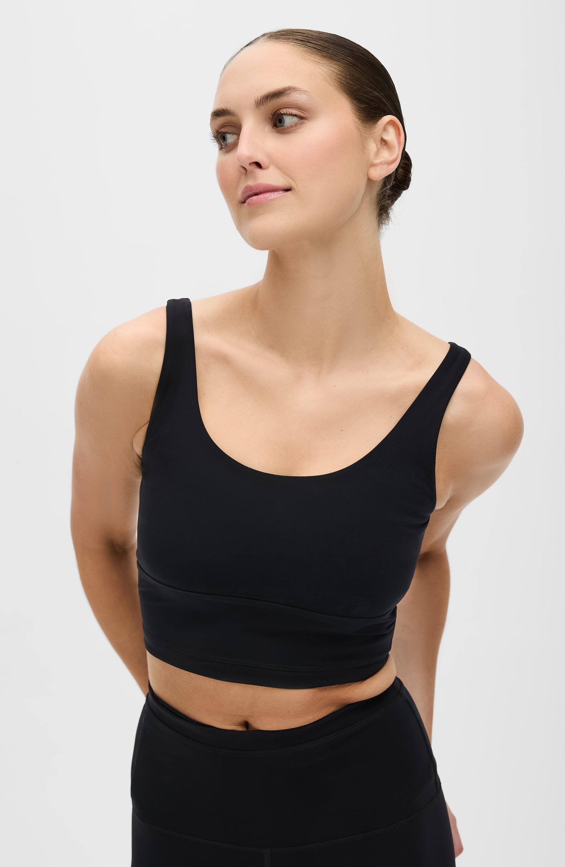 Lisse Compression Bra with Sculpting Long-Line Silhouette