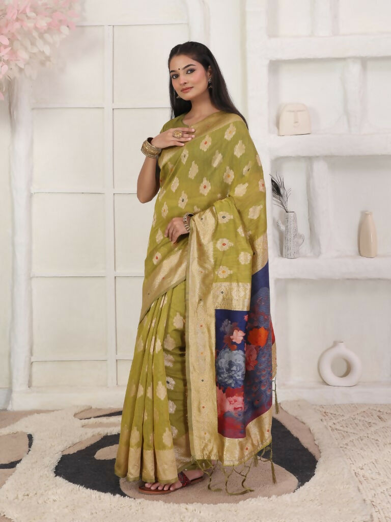 Mhendi Green Linen Cotton Saree with Matching Blouse Piece
