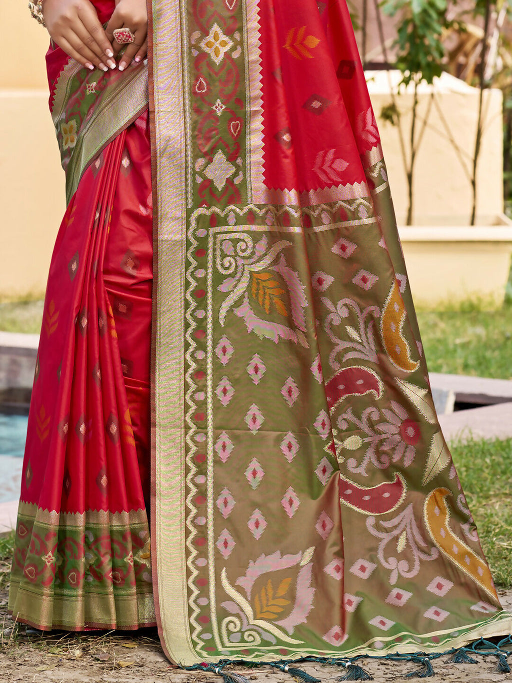 Red Pochampally Silk Saree with Matching Blouse Piece