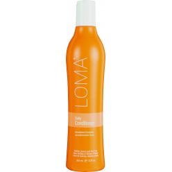 Bottle of Daily Moisturizing Hair Conditioner with organic aloe vera