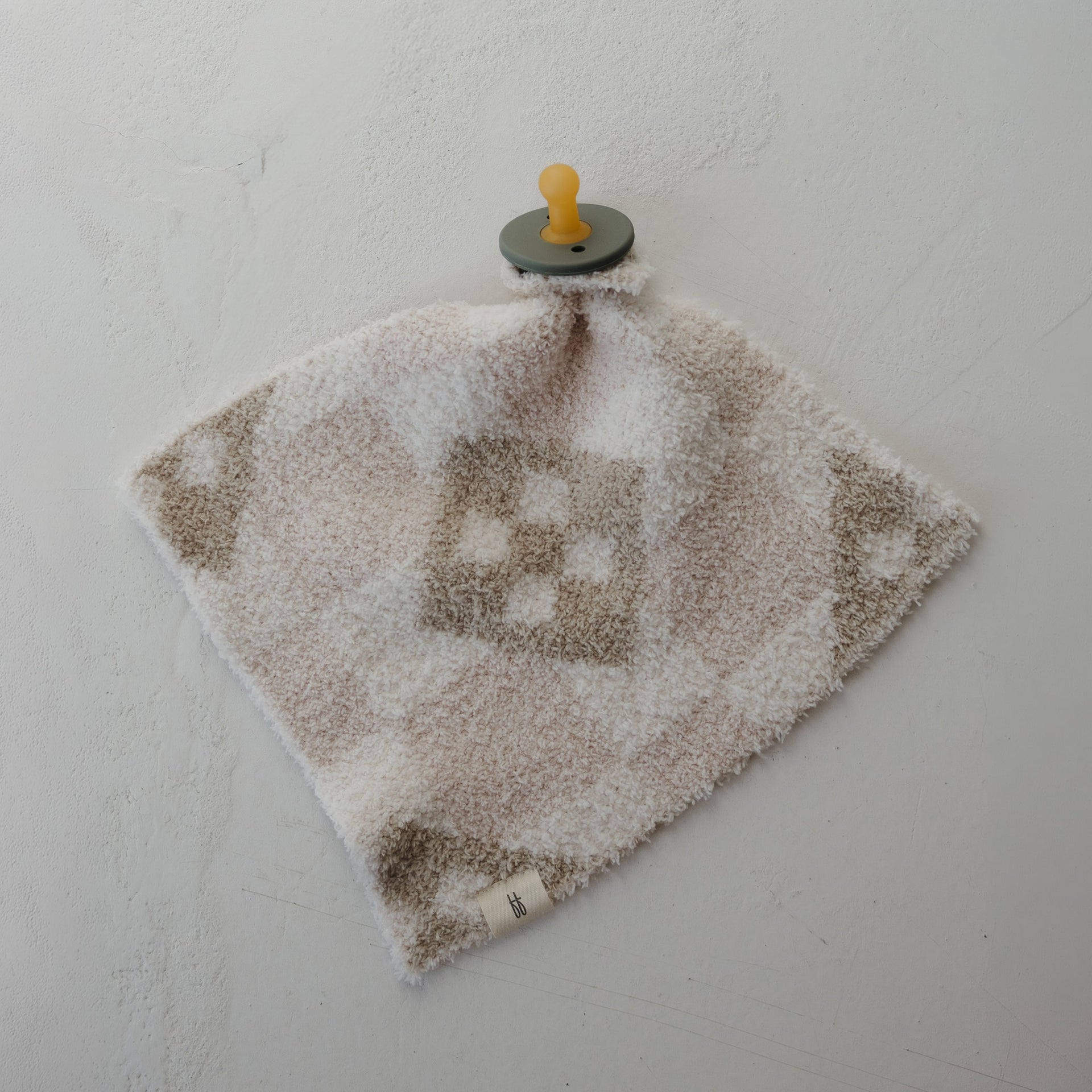 Lovey | Cottage Quilt
