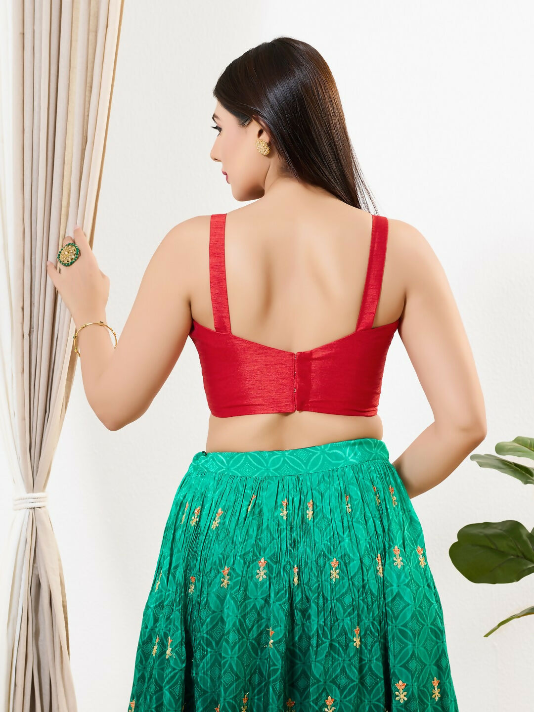 Red Mulberry Silk Padded Blouse with Sweetheart Neckline