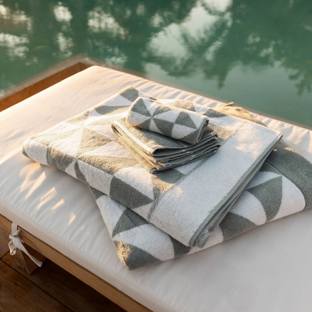 Sage Green Australian Cotton Geometric Bath Towel 600 GSM - Image 3