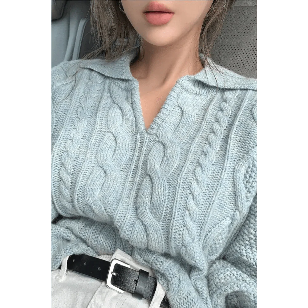 Retro Turn-Down Collar Sweater in Light Blue or Pale Mint Knit