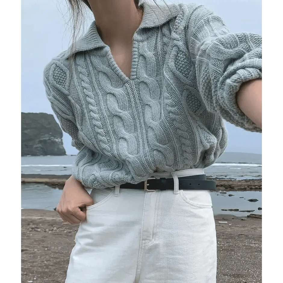 Retro Turn-Down Collar Sweater in Light Blue or Pale Mint Knit