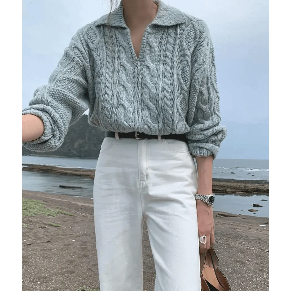 Retro Turn-Down Collar Sweater in Light Blue or Pale Mint Knit