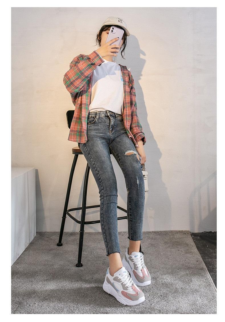 Women’s Chunky Platform Sneakers – Lightweight Lace-Up Fashion Shoes
