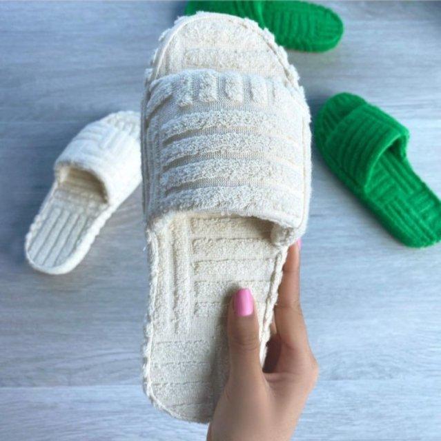 Luxury Thick Sole Green Fur Slippers Memory Foam Outdoor Slides
