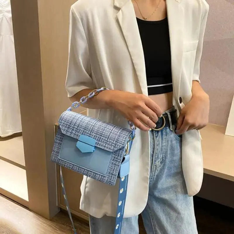 Luxury Wide Strap Crossbody Bag: Designer Chain Messenger Purse