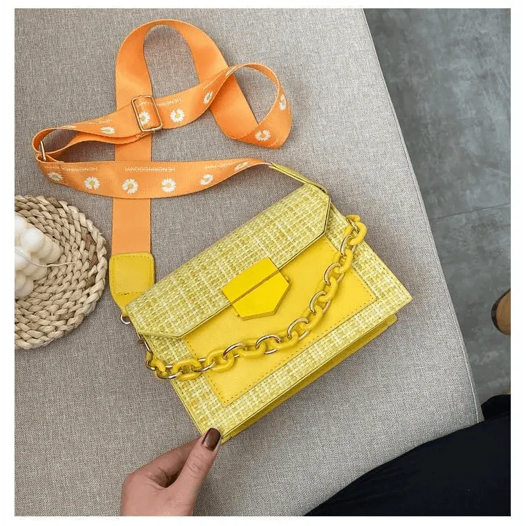 Luxury Wide Strap Crossbody Bag: Designer Chain Messenger Purse