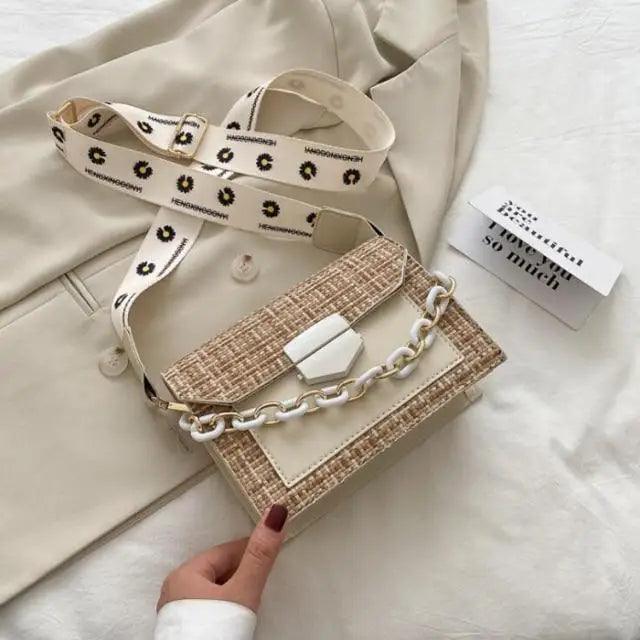 Luxury Wide Strap Crossbody Bag: Designer Chain Messenger Purse