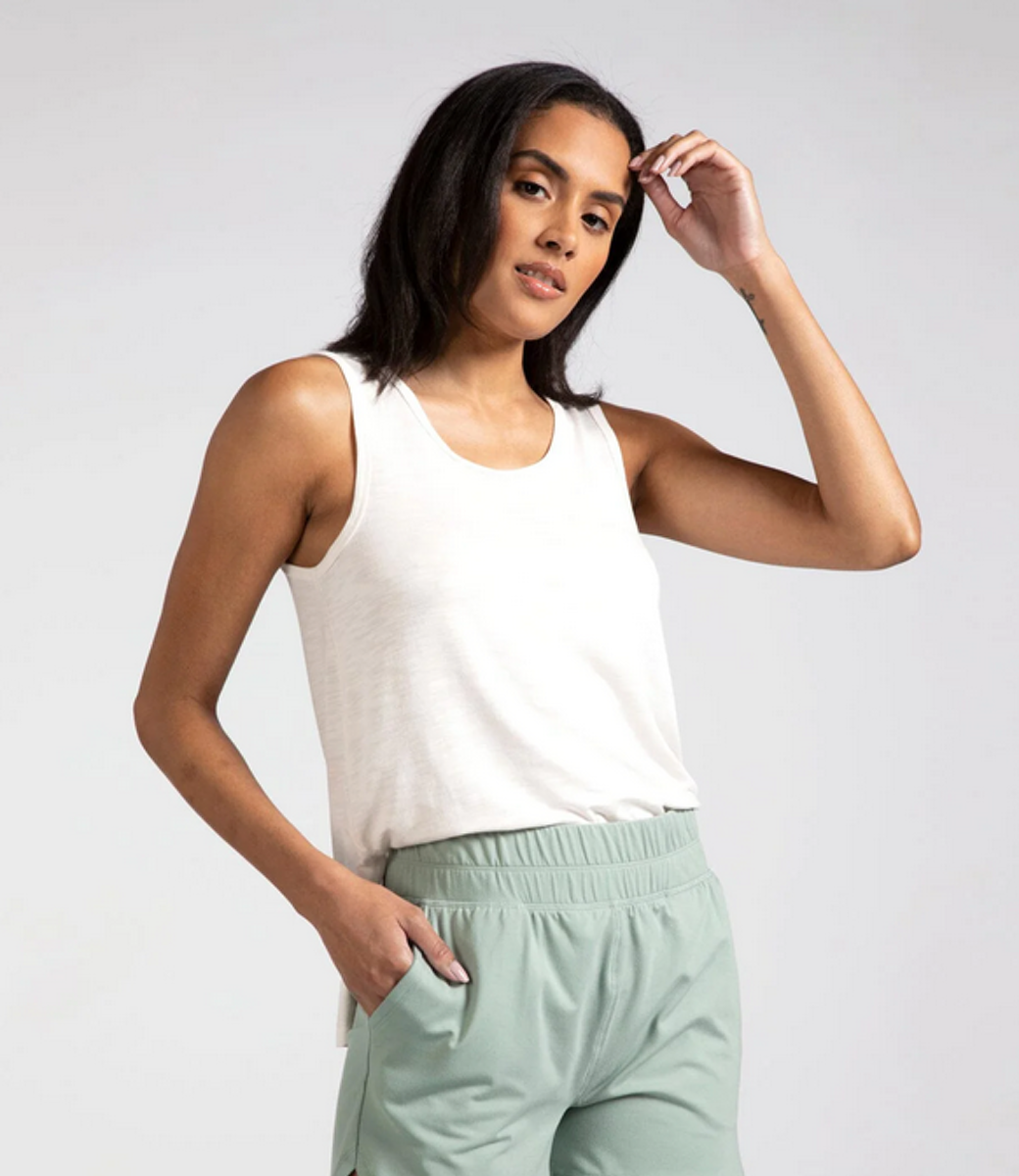 Lynn Sleeveless Crew Neck Tank in white with side slit detail