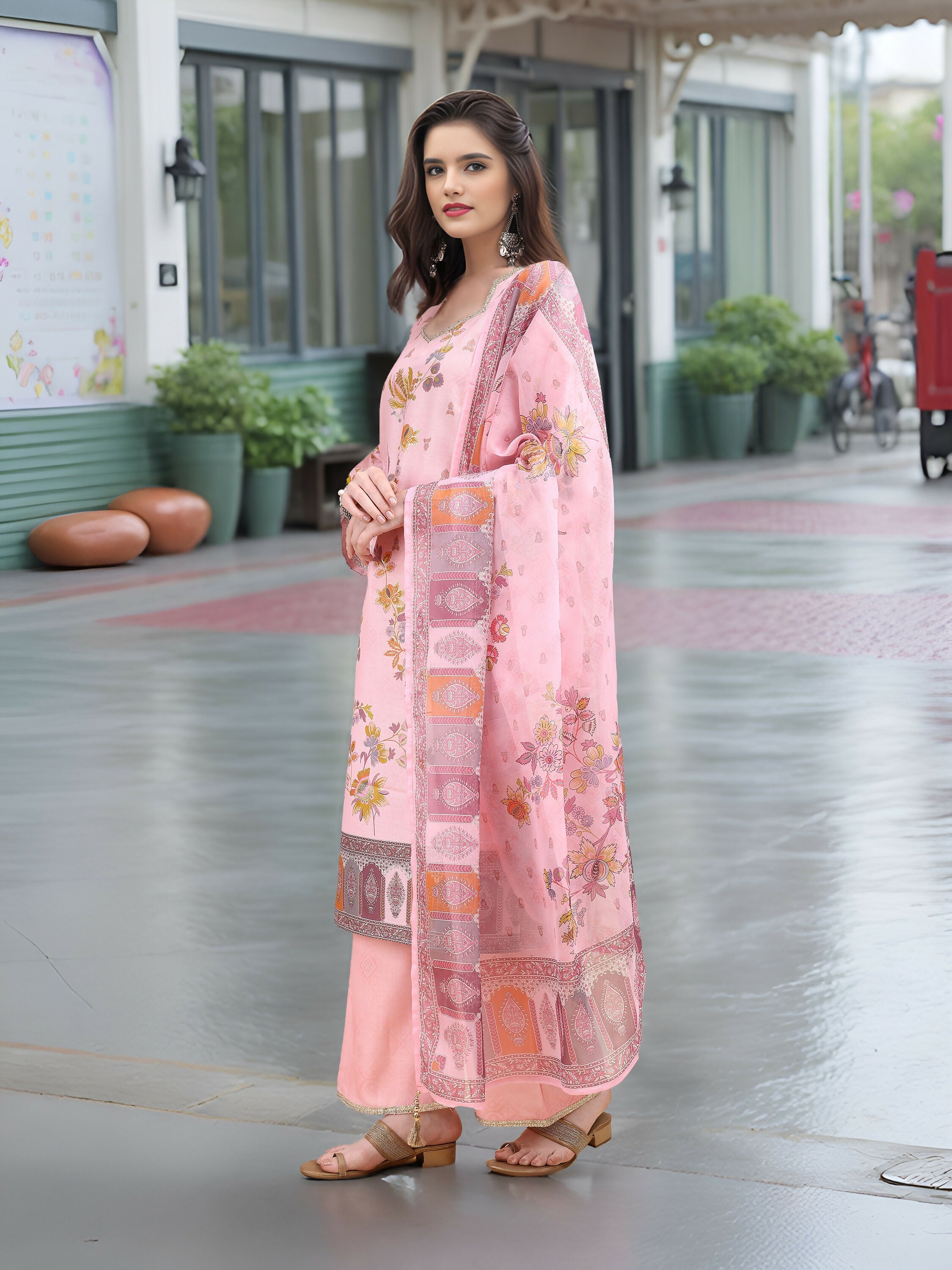 Pink Digital Print Kurta Set with Foil Detail for Women